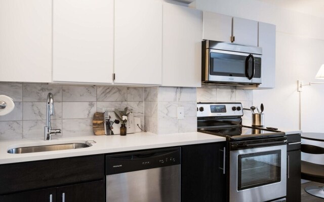 MONTCLAIR - Modern CWE Apts near BJC by Zencity