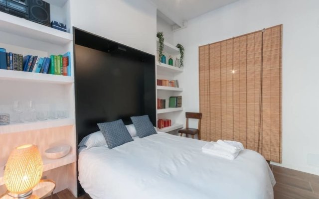 Amazing One Bed Apartment, Sleeps 4 In Madrid