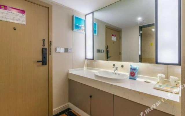 Zhumadian Wanhao Hotel