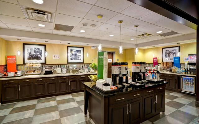 Hampton Inn & Suites Columbia South Fort Meade Area
