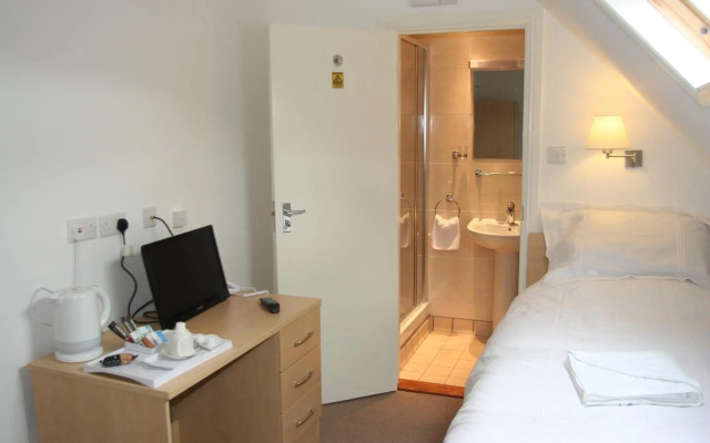 Clifton Lodge Hotel