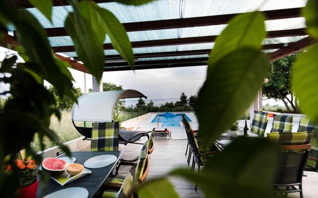 MARISKA - with swimming pool - A1(6+2)