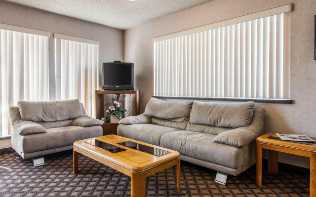 Econo Lodge Southeast Portland