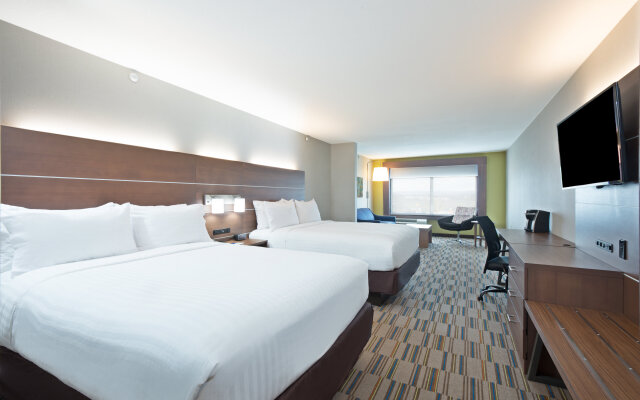 Holiday Inn Express & Suites Uniontown by IHG