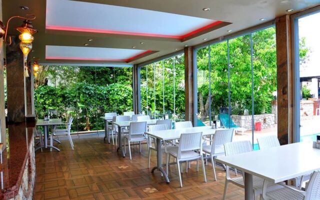 Green Peace Hotel
