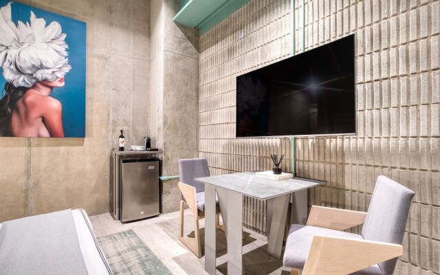 UTOPIC Polanco by ULIV