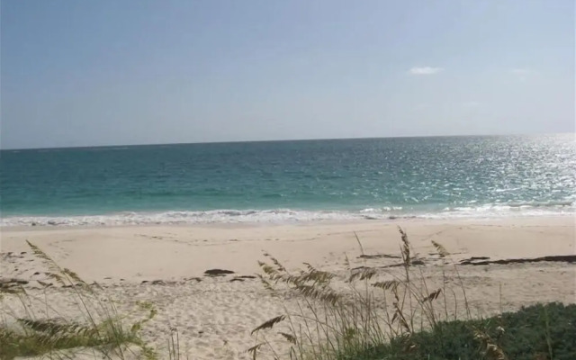 Sky Beach Club Rock House 4 Bedroom Home