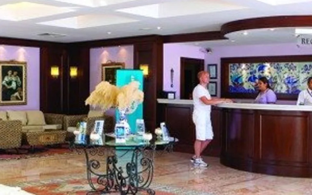 Club Cactus Fleur Beach