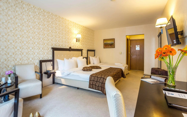 Best Western Plus Lozenetz Hotel