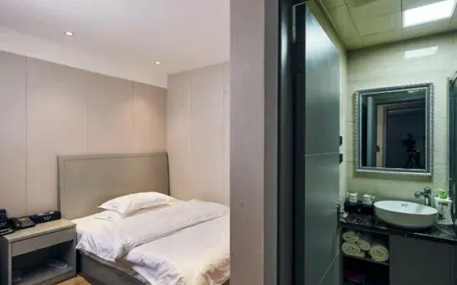 WP Guo Creative Hotel (Cangnan EMU Station Store)