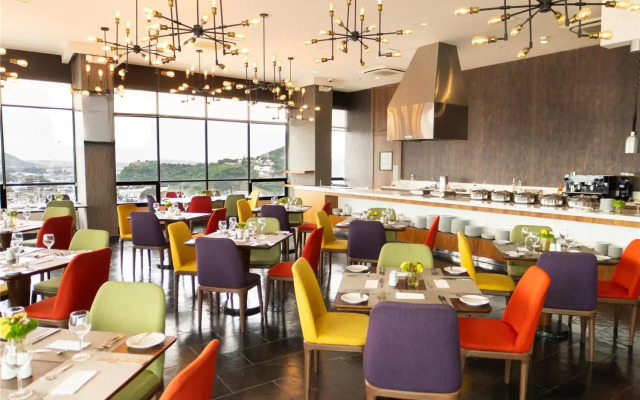 Doubletree By Hilton Guayaquil