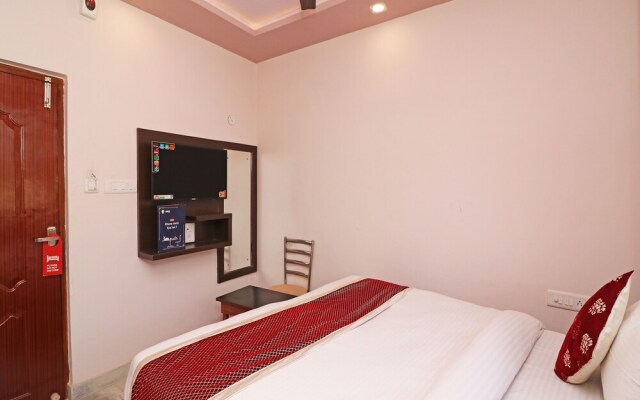Oyo 13136 Hotel Taj Ansh 2