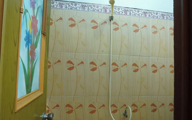 Hotel O Holy HomestayNearWisata Kopi Desa Tamansari