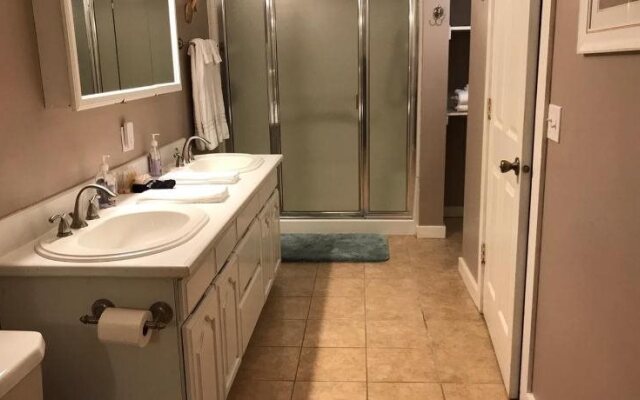 Inn at Harbour Village