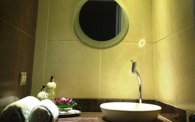 El Patio Suites II