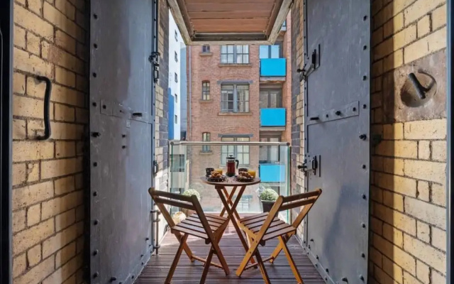 Host Apartments Queen Square Apartment