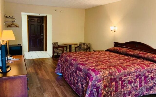 Landmark Inn