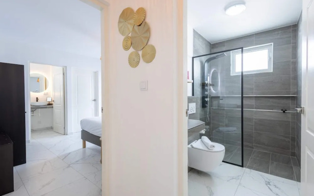 Modern Garden Villa Near Jan Thiel Mambo