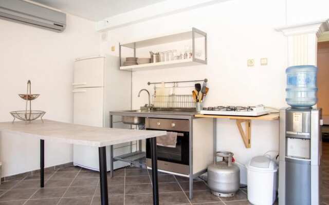Enchanting Villa With Backyard in Cesme Near Beach