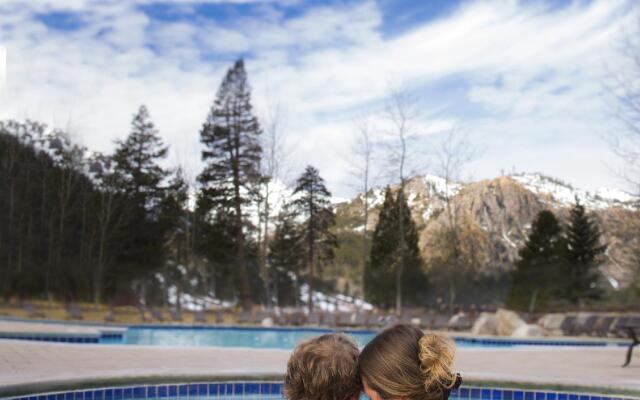 Everline Resort and Spa, Lake Tahoe