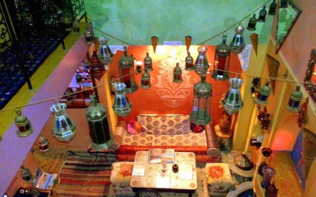 Riad Layla Rouge - Hostel