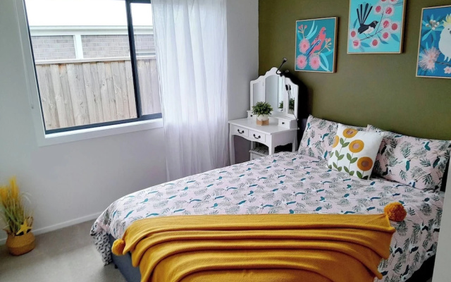Modern Seaside Boho Incl Breakfast – Guest Rooms – Cowes