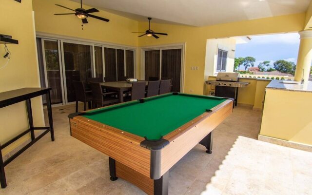 Private and Spacious 5 Bedroom Villa