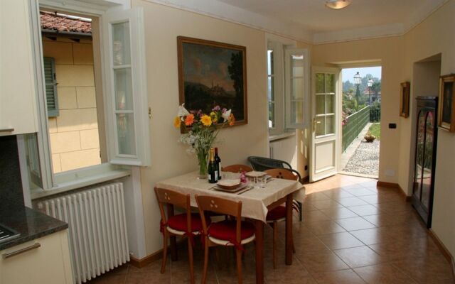 Villa Crella Apartments