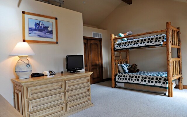 Harriman Townhome 5 - 3 Br Condo