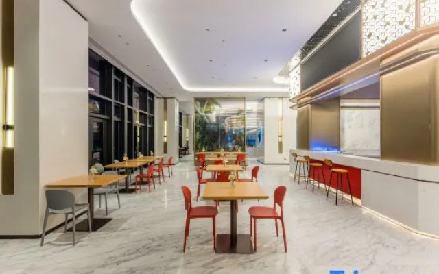 Kew Green Hotel Haikou International Duty Free City（Xinhai Harbour）