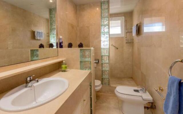 Apartment Sants-Les Corts Galileu