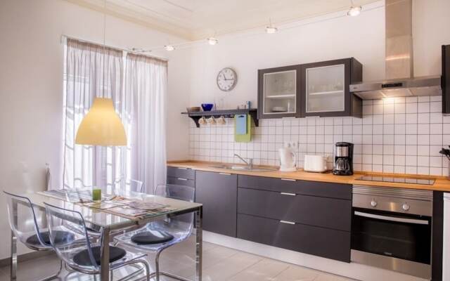 Apartamentos Marreiros Neto