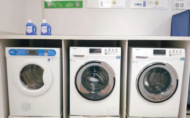 Qihe Peacock King Hot Spring Hotel