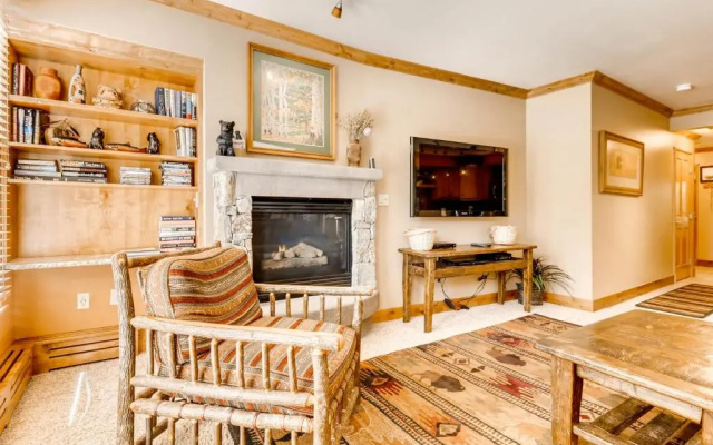 Jackpine & Black Bear Condos by Vail Resorts