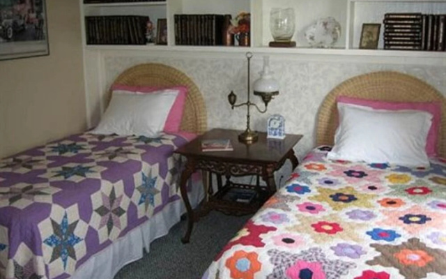 Tuggles' Folly Bed and Breakfast