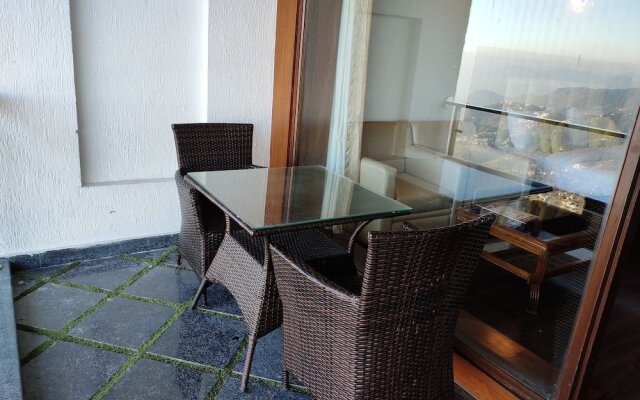 Ahr Hotel Radha Residency