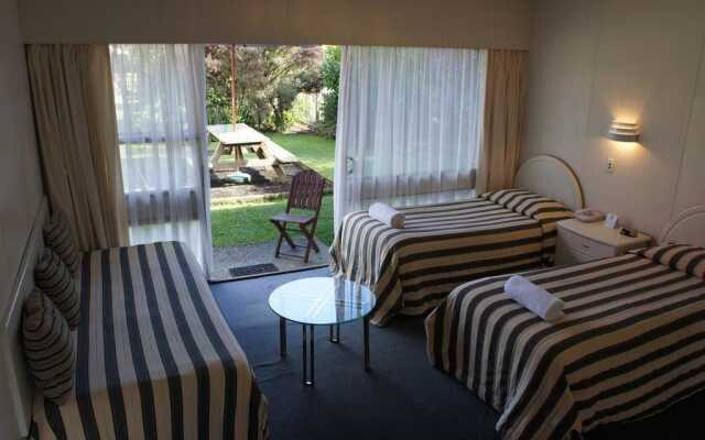 Airport Gold Star Motel