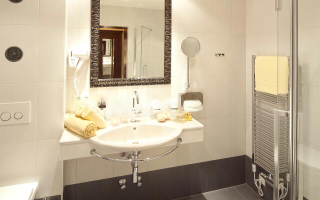 Hotel Goldener Adler, Bw Signature Collection