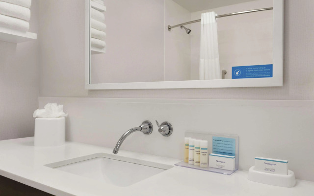 Hampton Inn Houston Hobby Airport