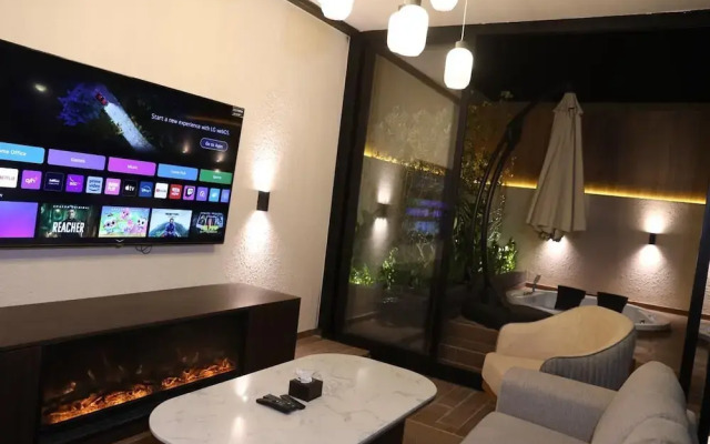 Silkhaus Majidia 102