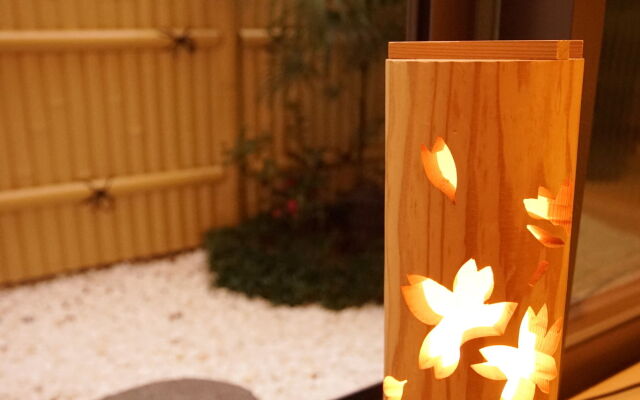 Aya inn Karasuma Gojo