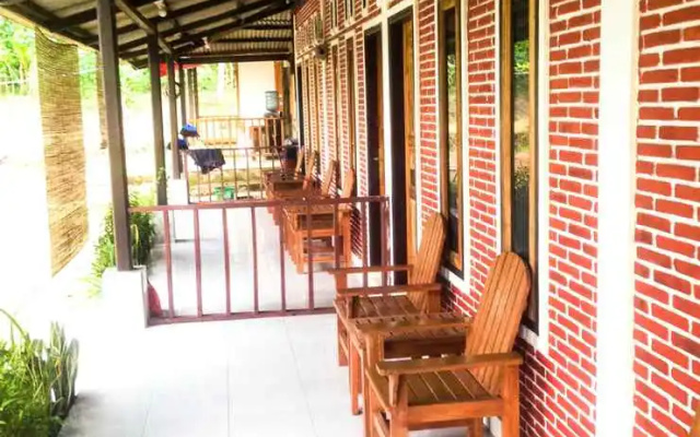 Penginapan Srikandi Sawarna Homestay
