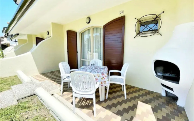 Belvilla by OYO Lovely Villa With Private Garden