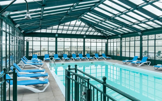 Latitudes Beach Hotel