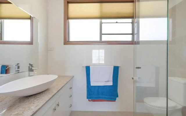 120 Ocean Parade Dalmeny