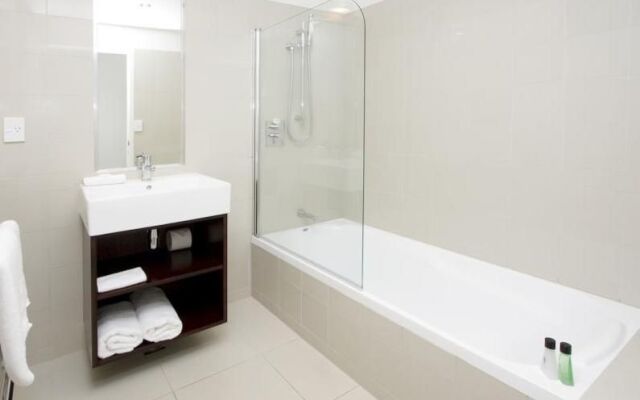 Rooftop Retreat - Mount Maunganui Holiday Home