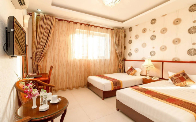 Romeliess Hotel