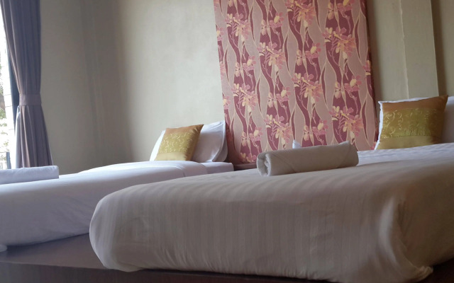 Nontnatee Homestay