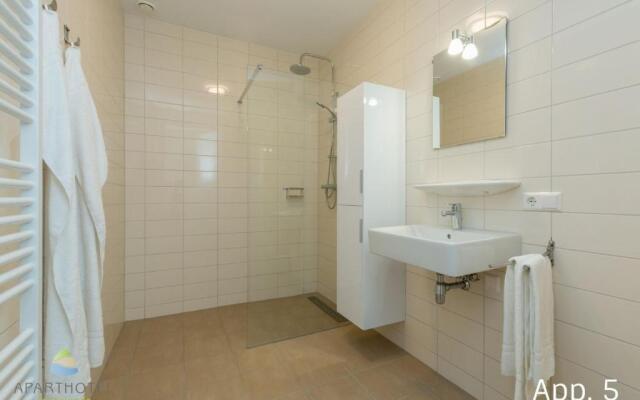 Luxury 4 person apartment pet allowed Zoutelande