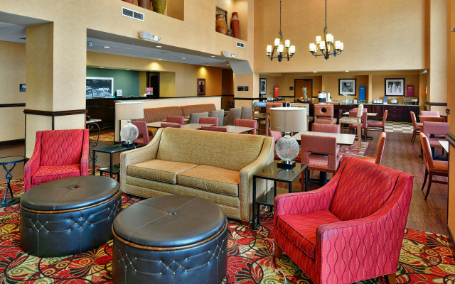 Hampton Inn & Suites Fredericksburg